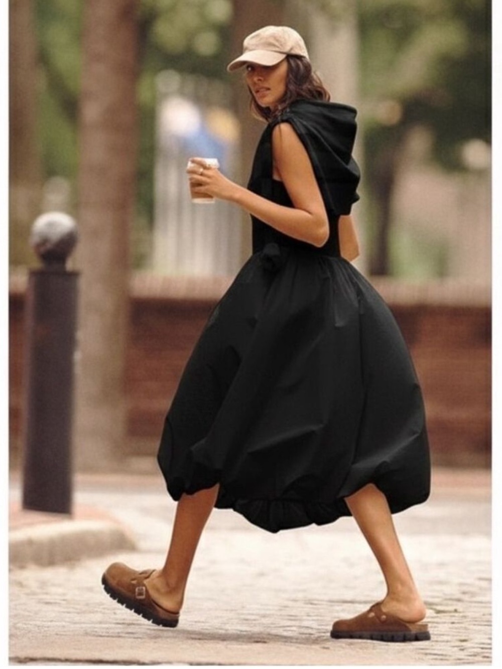 ASTR The Label Sleeveless Contrast Bubble-Hem Midi Dress in Black, sz M
